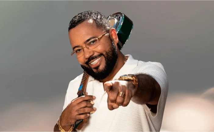 Aprenda Cavaquinho com Dudu Nobre: Transforme Sua Vida Musical em Semanas